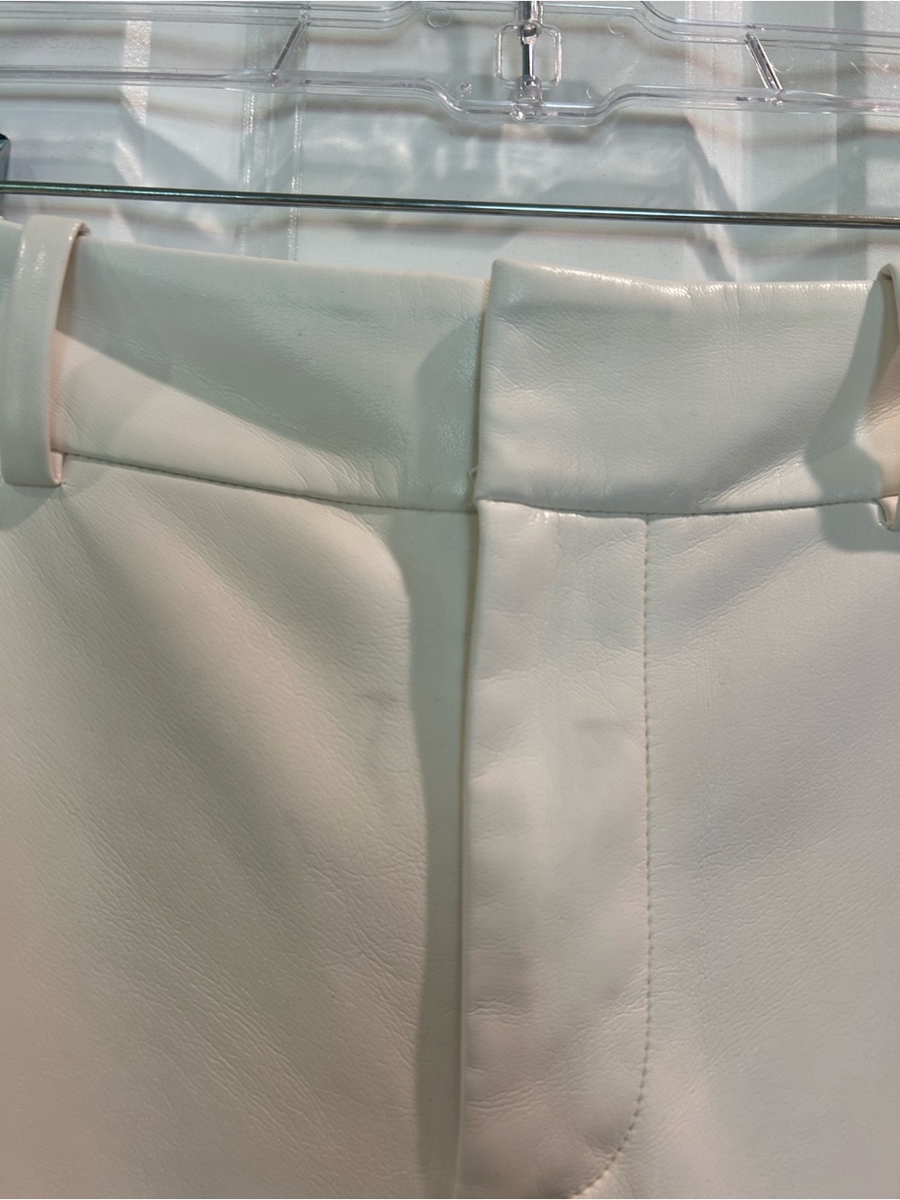 New Alice + Olivia Faux Leather Wide Leg Pants High Rise Ivory Cream Trousers 8 - Picture 7 of 12